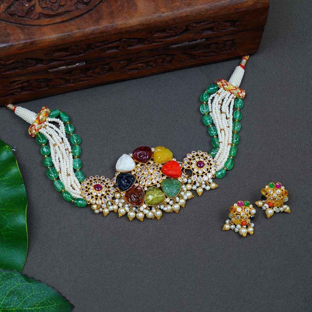hidden treasures available in select antique boutiques and jewellery houses. traditions of India’s royal
