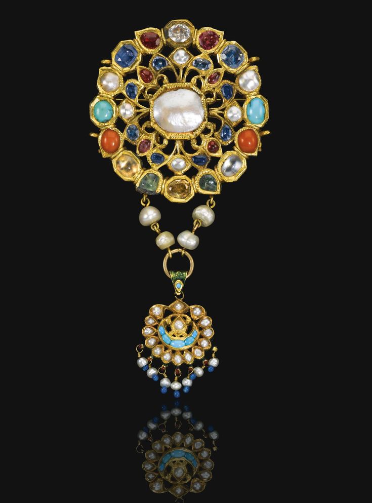 hidden treasures available in select antique boutiques and jewellery houses. “Navaratna tasbih prayer beads with nine gemstones and gold.”